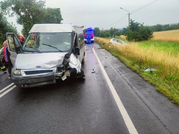 9 poszkodowanych  w tym 5 dzieci w porannym wypadku w Kamionce w gminie Pątnów